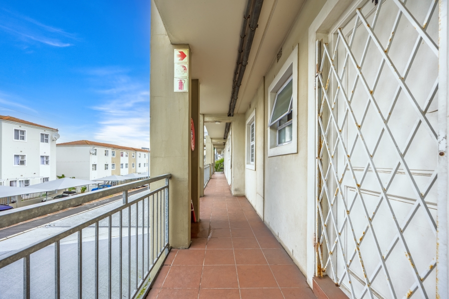 To Let 2 Bedroom Property for Rent in Stellendale Western Cape